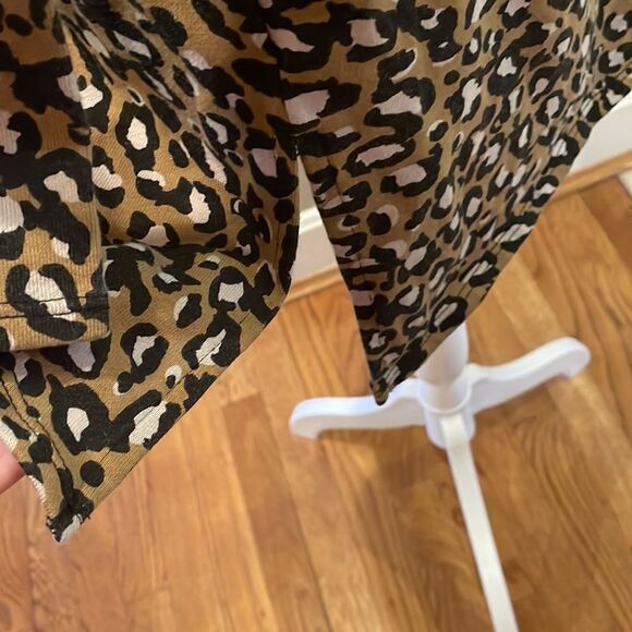 VenusāAnimalĀ PrintāCardigan - Picture 5 of 8